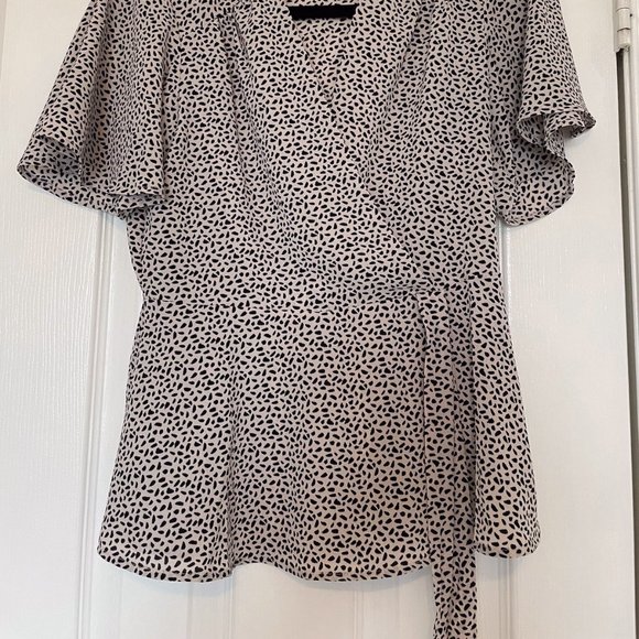 Monteau Blouse - Picture 4 of 4